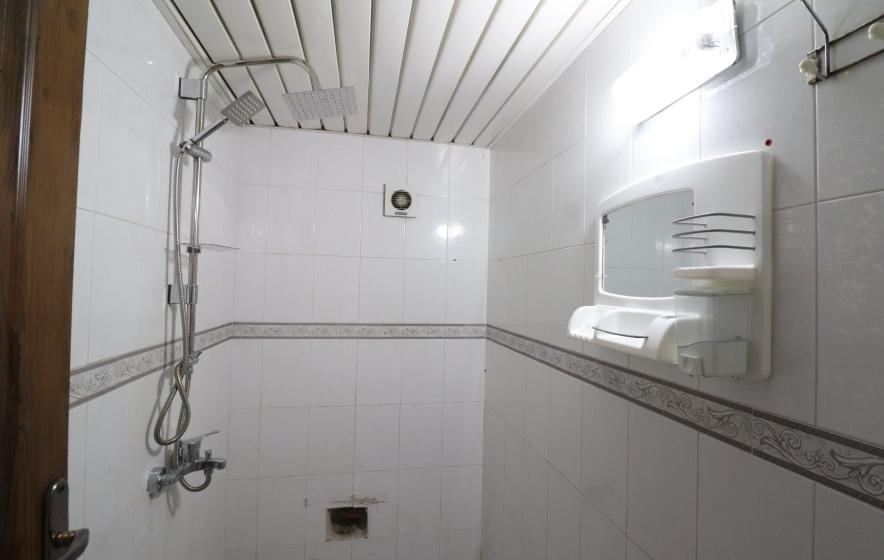 اجاره روزانه اپارتمان مبله دو خوابه  در قلب شیراز 2