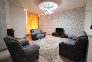 واحد دو خوابه واقع در خیابان دانش آموز