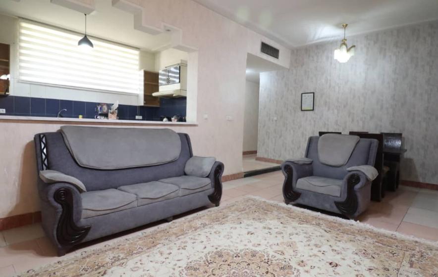 واحد دو خوابه واقع در خیابان دانش آموز 2