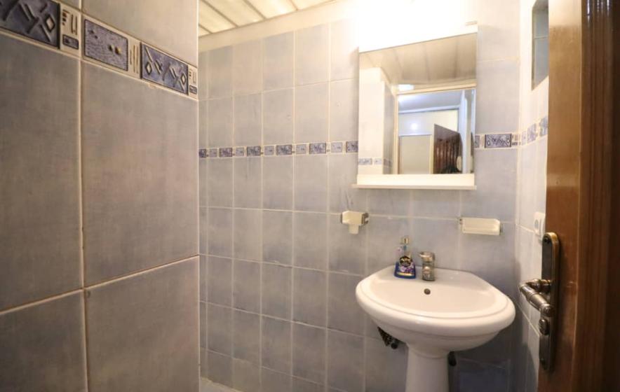 واحد دو خوابه واقع در خیابان دانش آموز 7